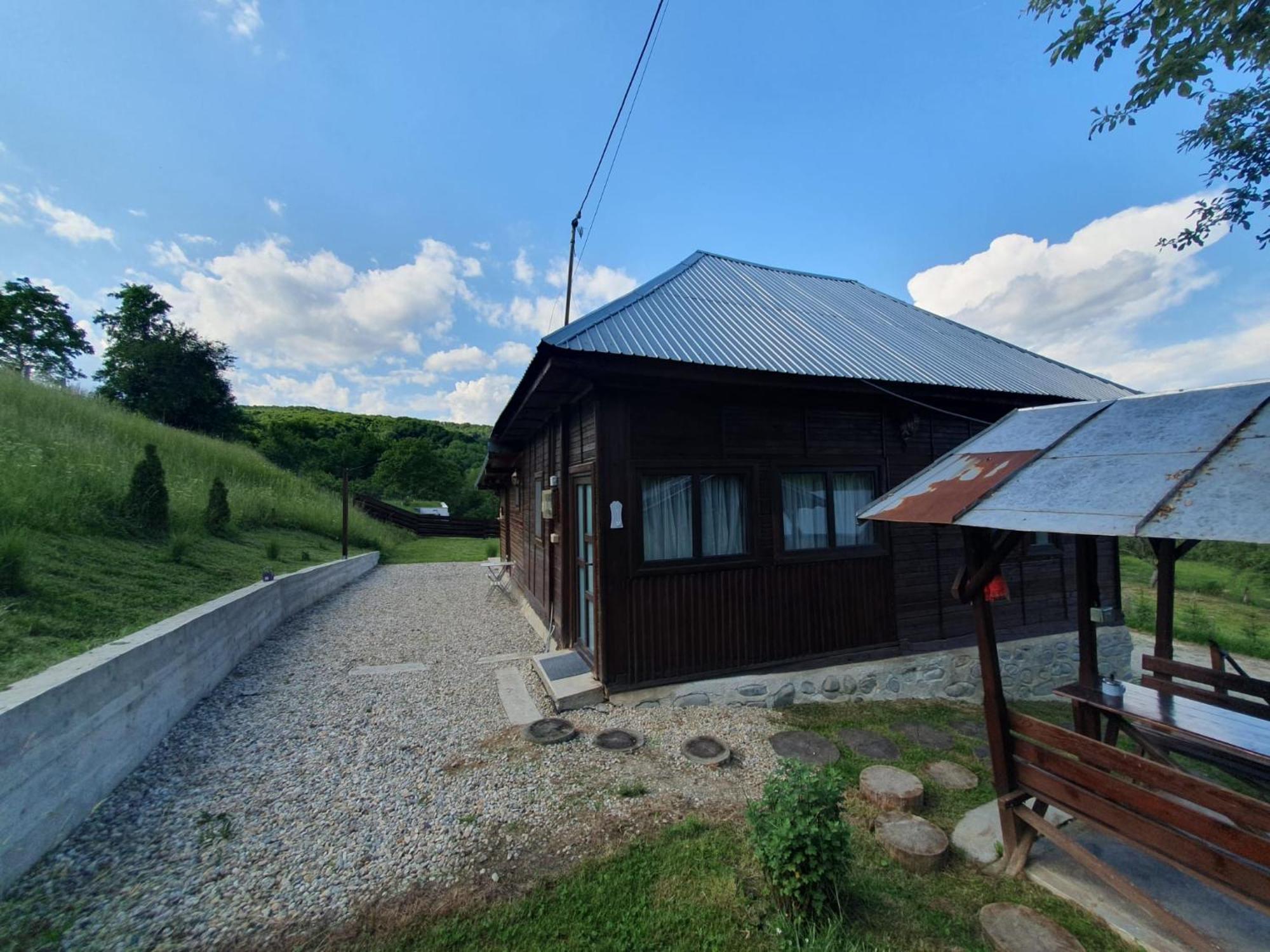 Cabana Valea Lui Mas Robaia Bagian luar foto